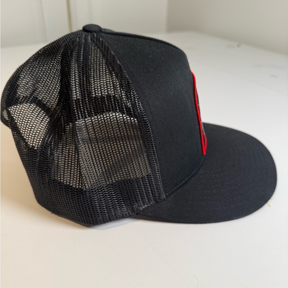 Black Mount Rainier Patch Mesh Back Trucker Hat - Picture 3 of 9